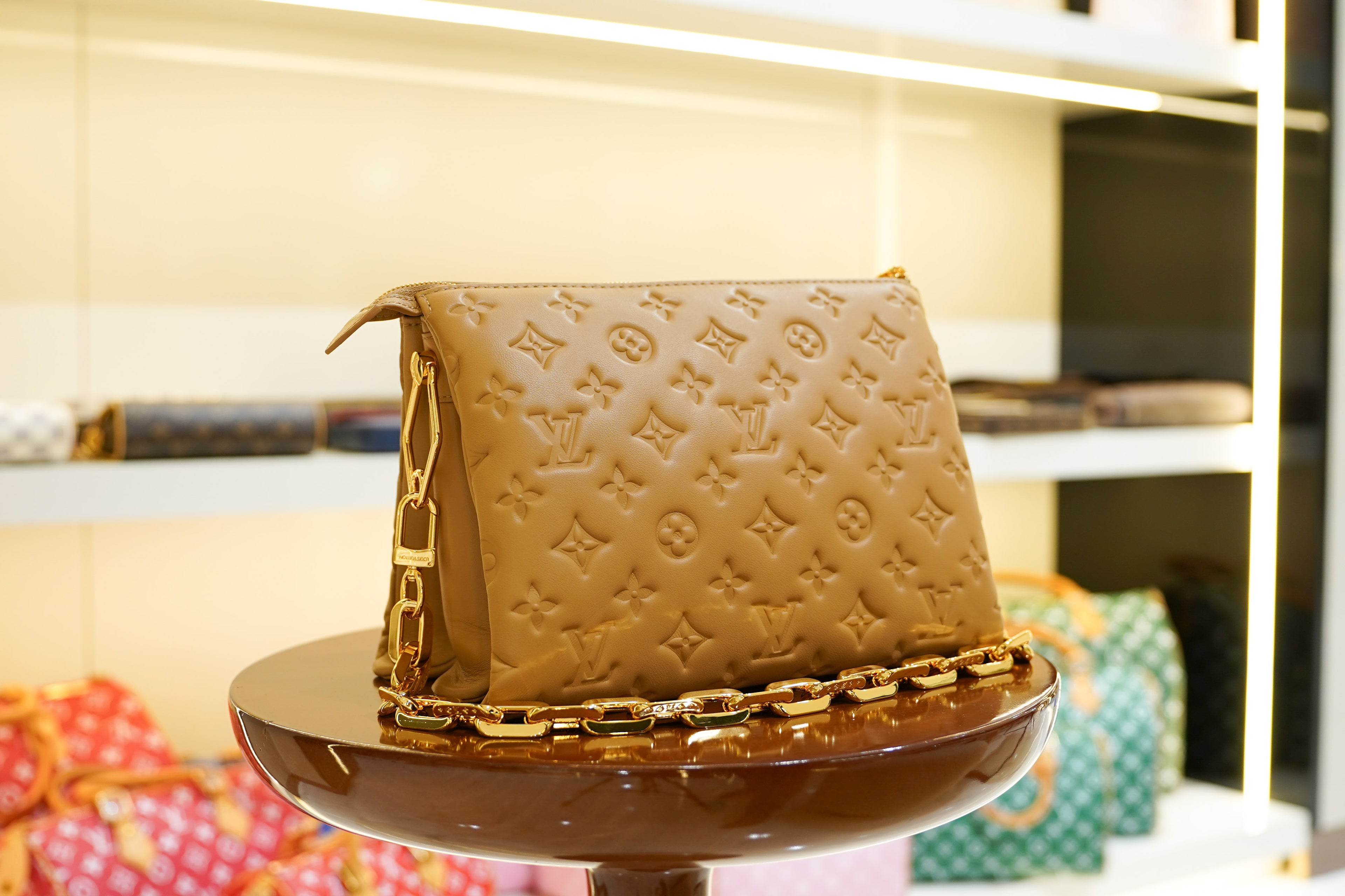 Louis Vuitton | Coussin Medium – Leather – Beige – Gold Hardware