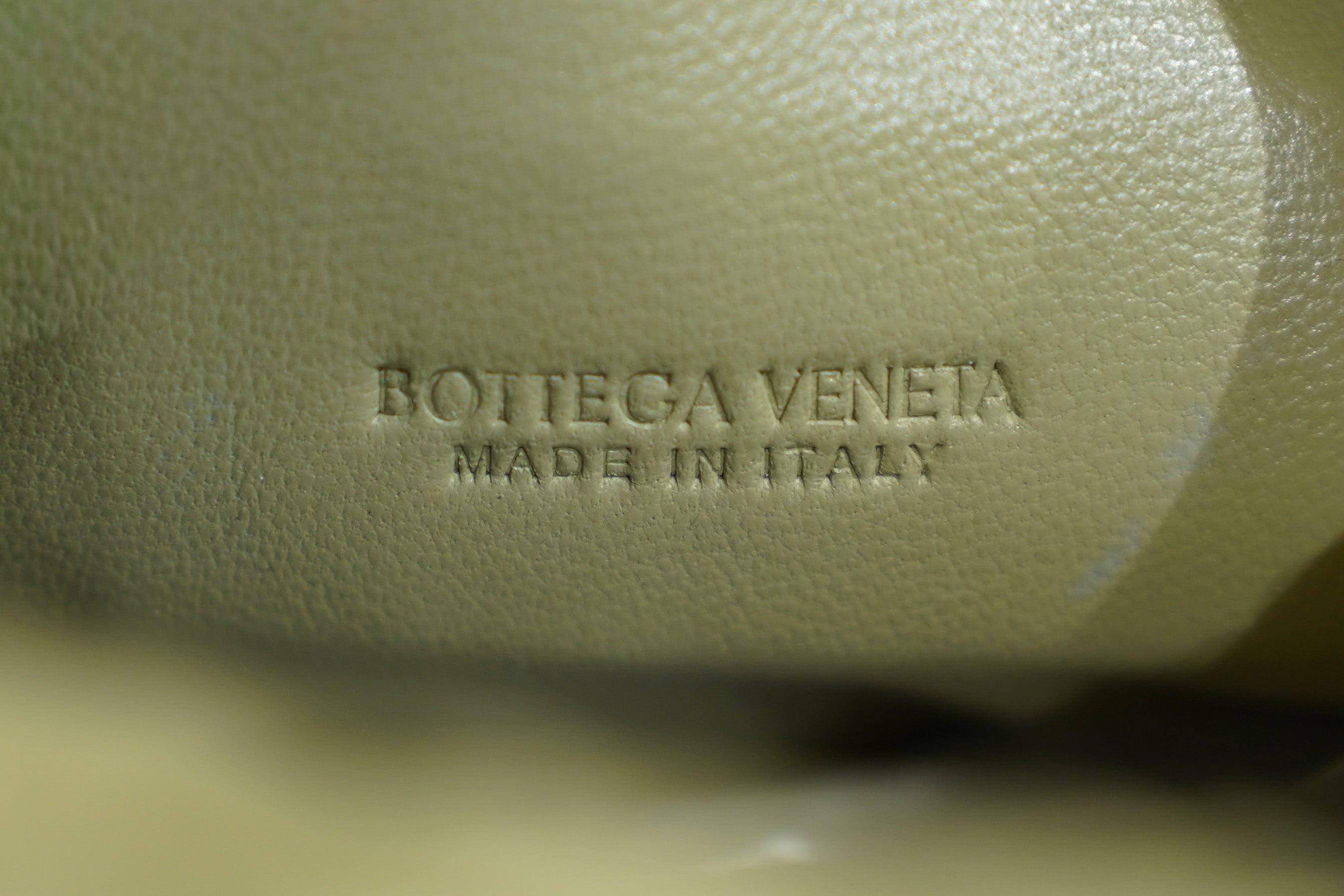 Bottega Veneta | Mini Jodie – Leather – Verde Oliva – Gold Hardware