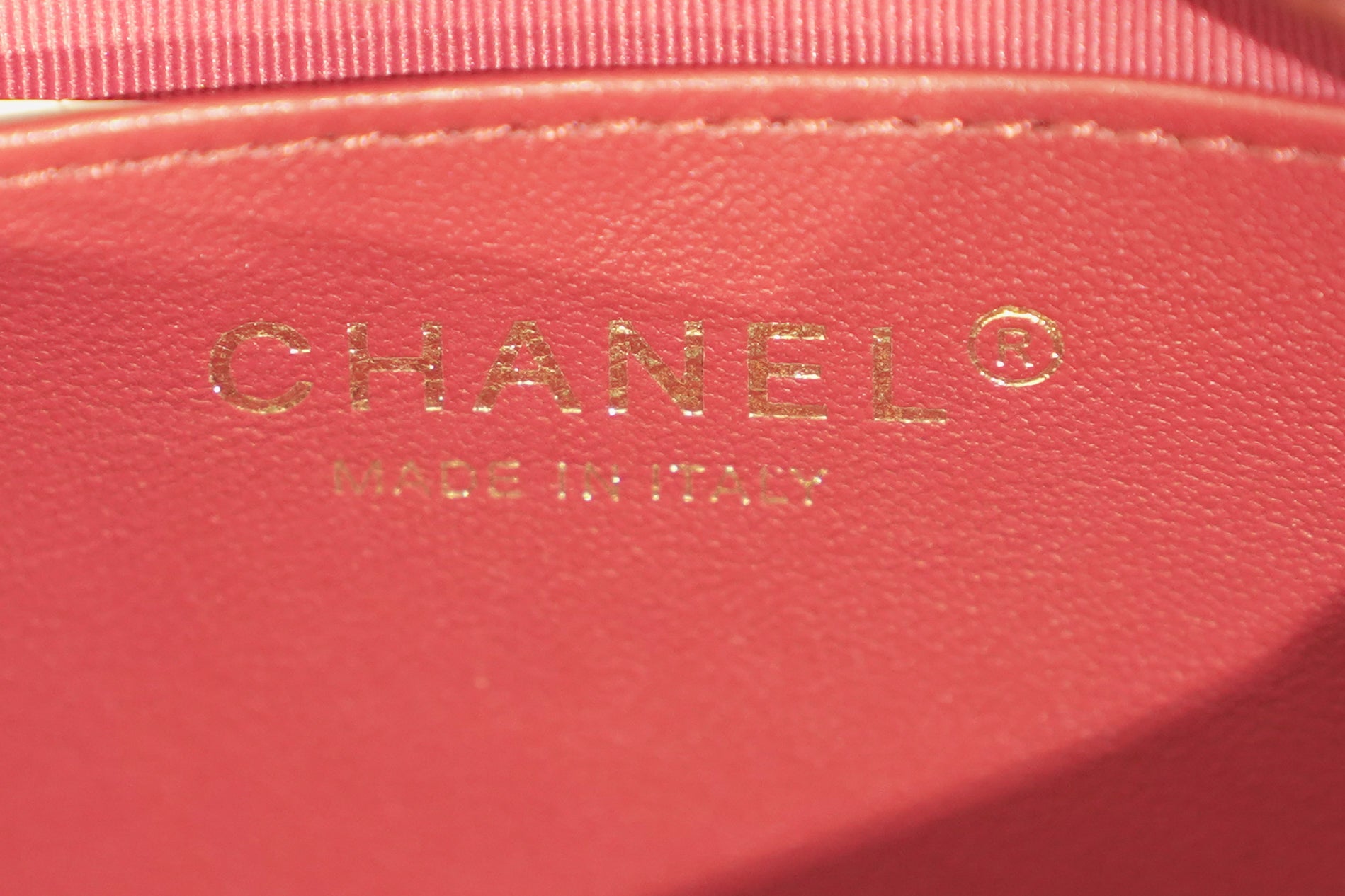 Chanel | Classic Flap Bag – Leather – Burgundy – Gold Hardware