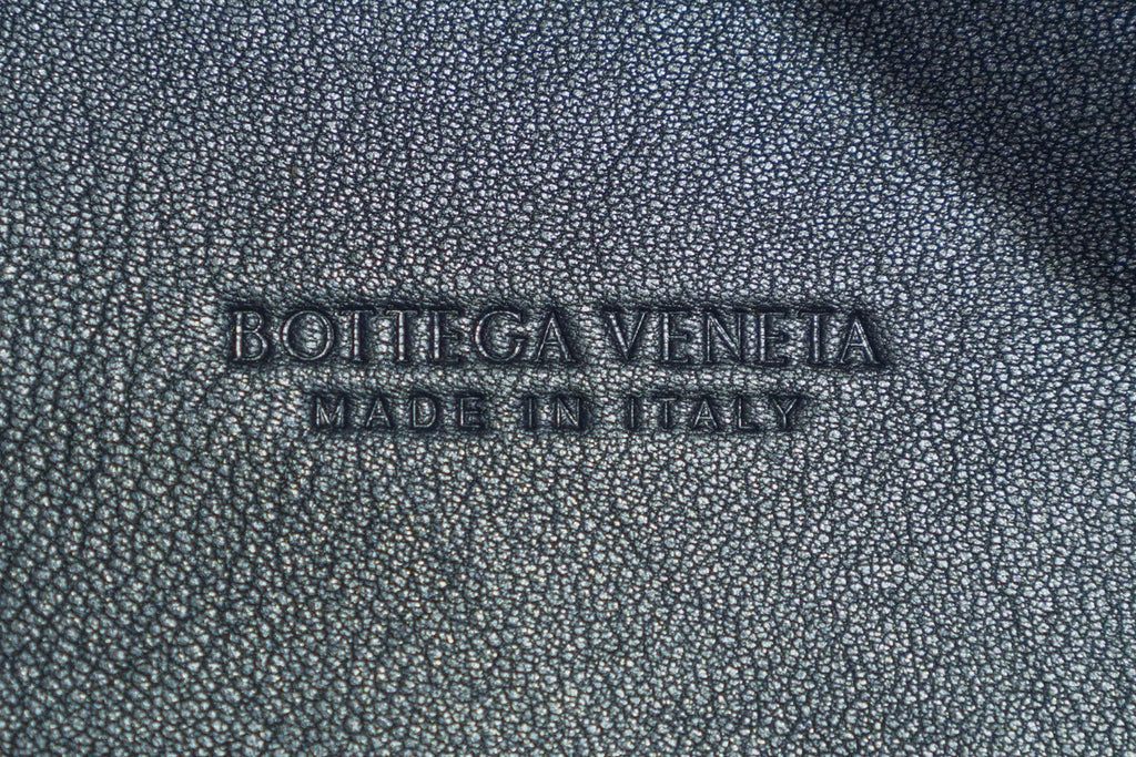Bottega Veneta | Andiamo – Intrecciato – Nero – Gold Hardware
