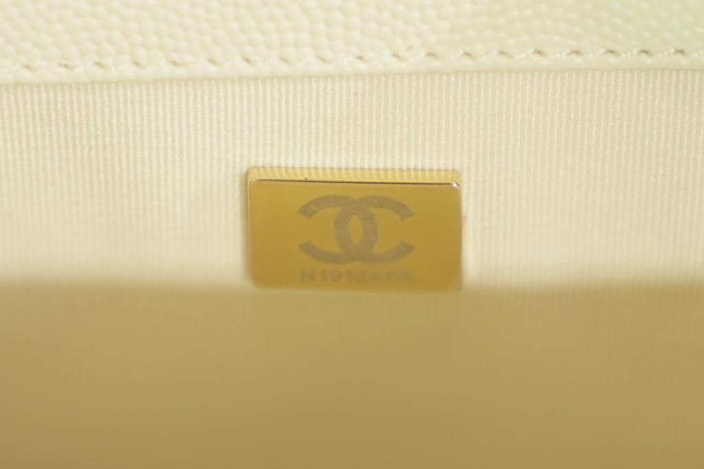 Chanel | Boy Bag – Caviar Leather – White – Gold Hardware
