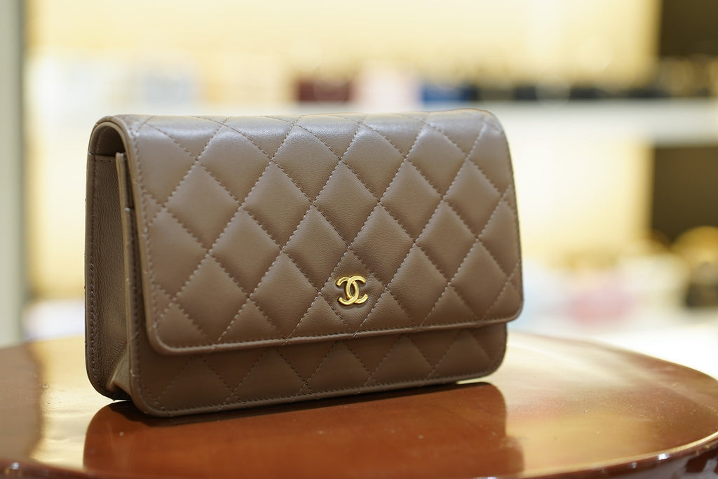 Chanel | Wallet on Chain – Lambskin – Brown – Gold Hardware