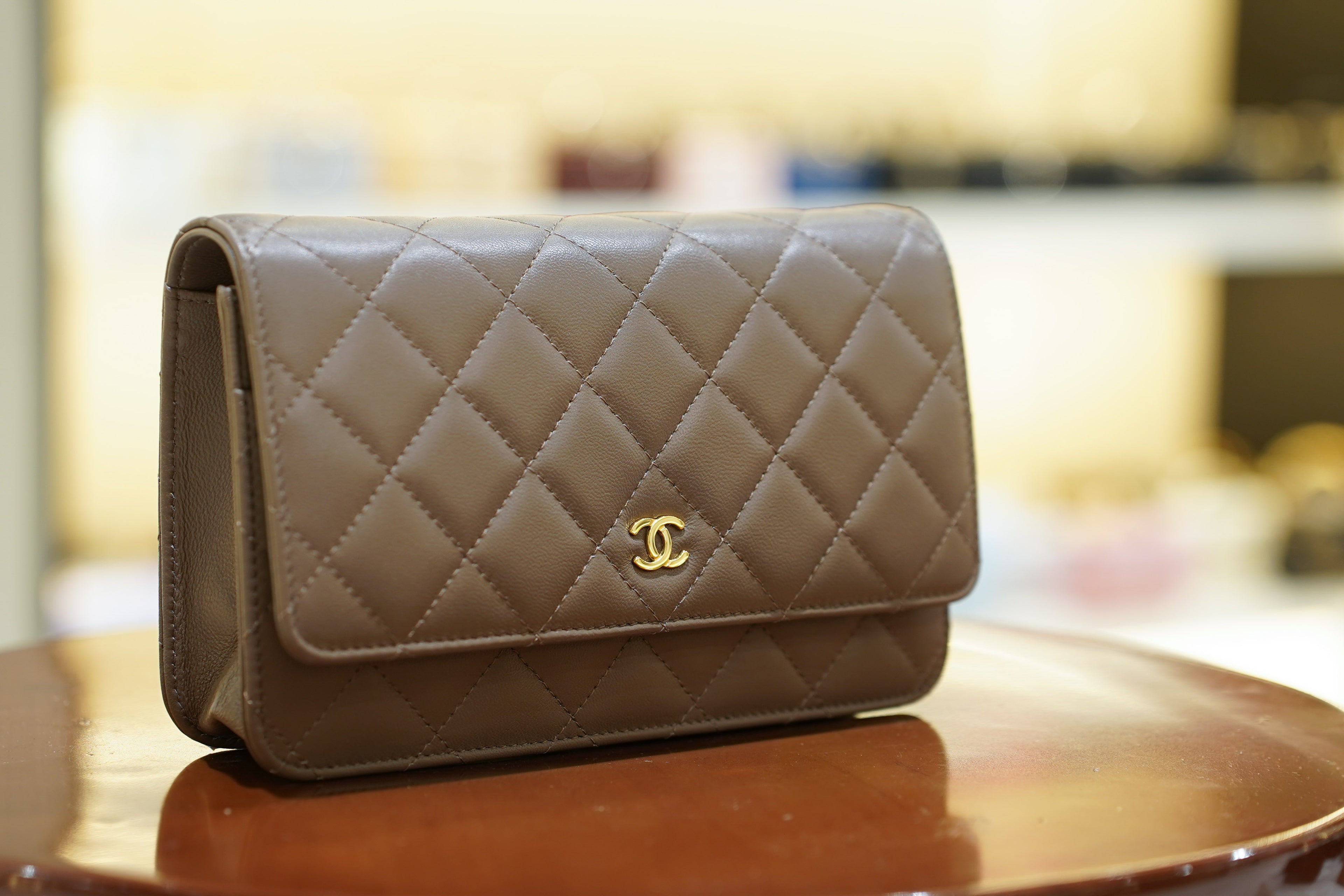 Chanel | Wallet on Chain – Lambskin – Brown – Gold Hardware
