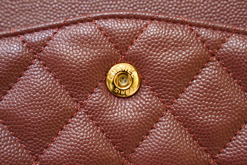 Chanel | Classic Flap Bag – Medium – Lambskin – Burgundy – Gold Hardware