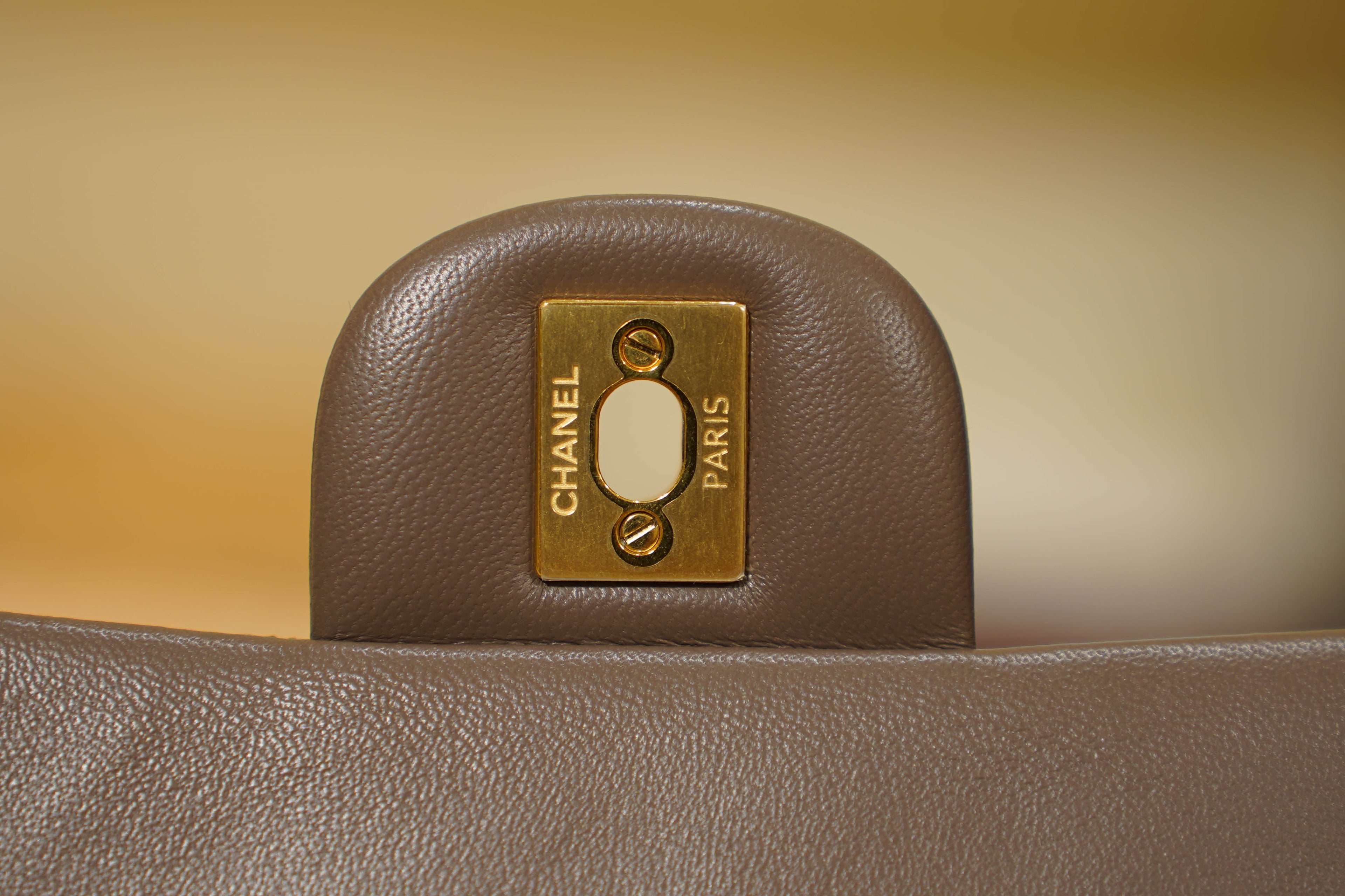 Chanel | Square Mini Flap Bag – Lambskin – Taupe – Gold Hardware