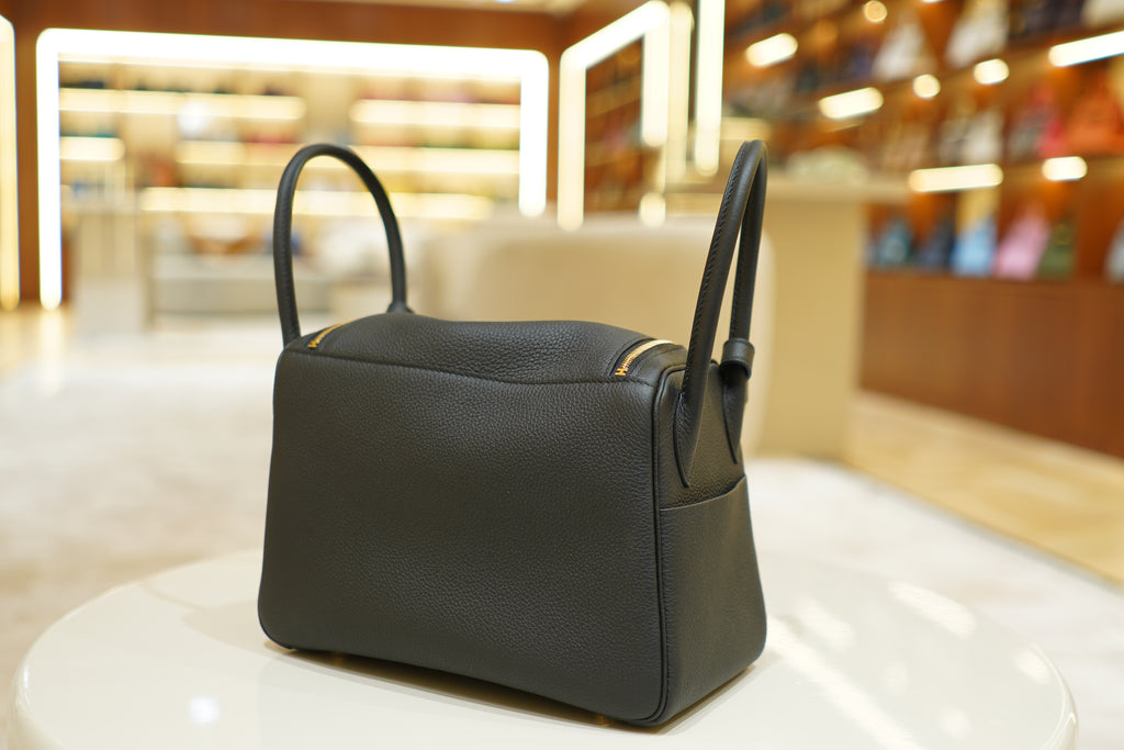 Hermès | Lindy Large – Leather – Black – Gold Hardware