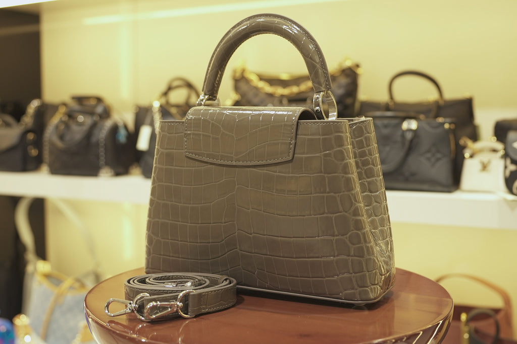 Louis Vuitton | Capucines – Crocodile Leather – Grey – Silver Hardware