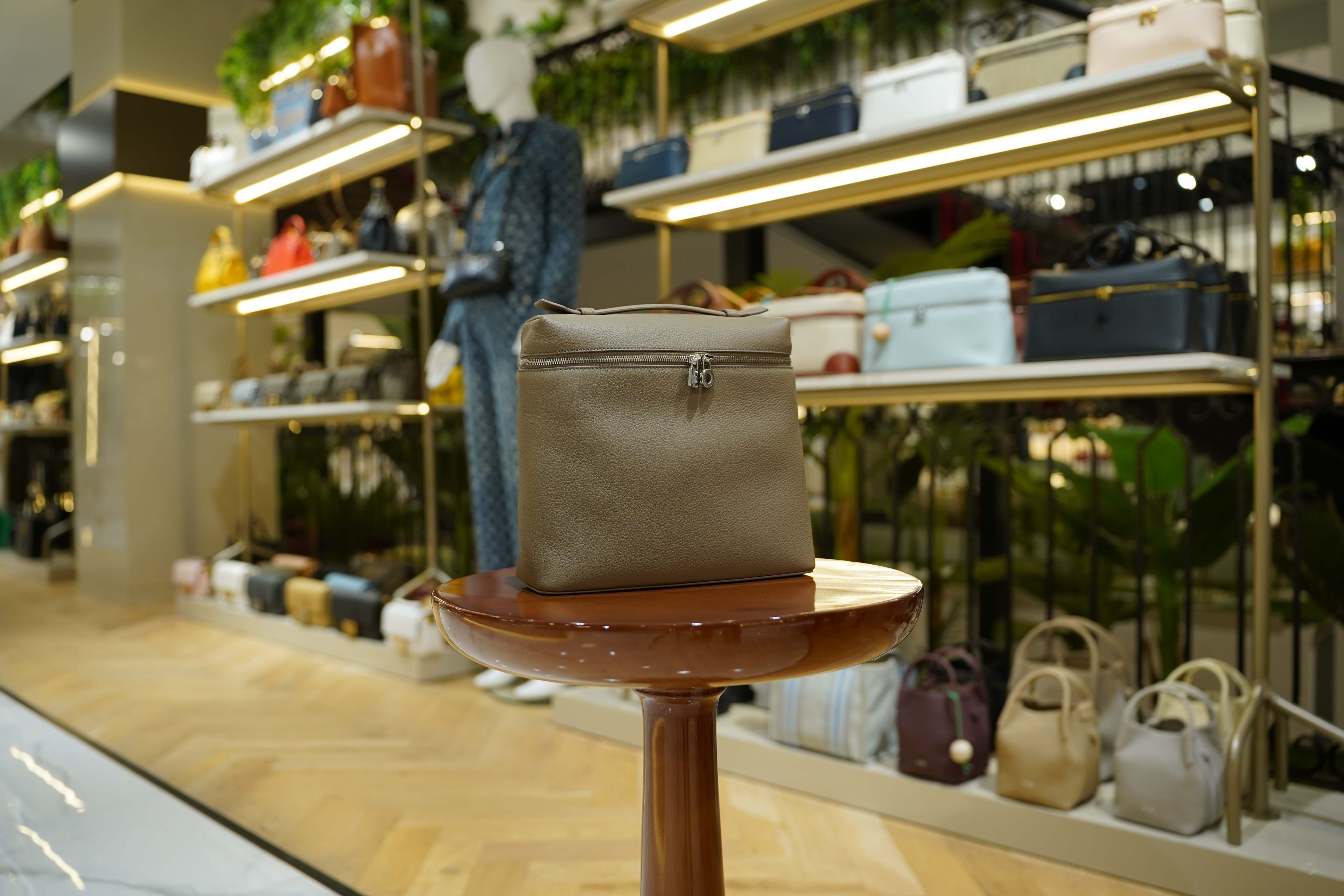 Loro Piana | Extra-Pocket-Backpack – Leather – Beige – Silver Hardware