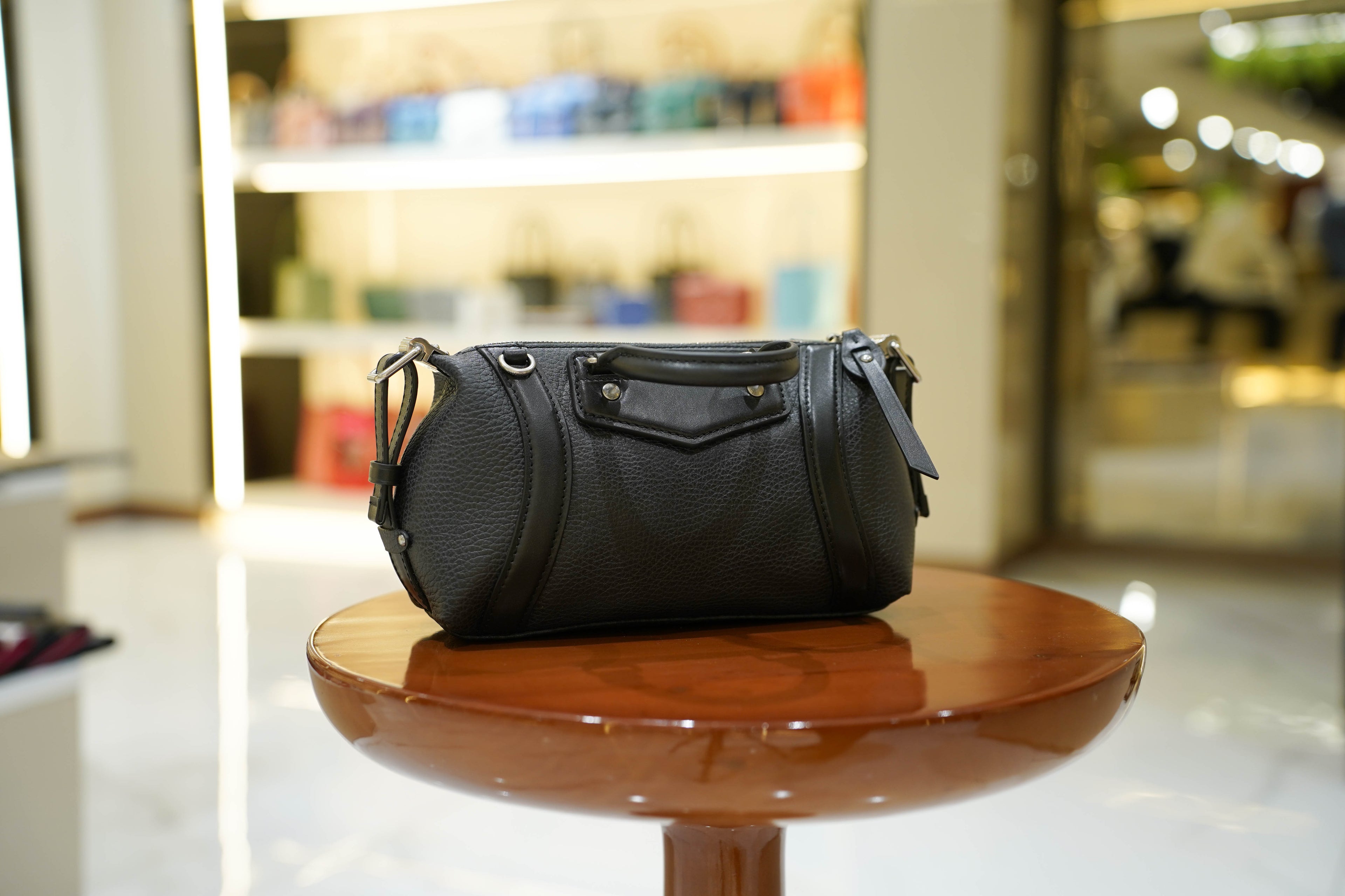 Louis Vuitton | Alma BB – Epi Leather – Black – Silver Hardware