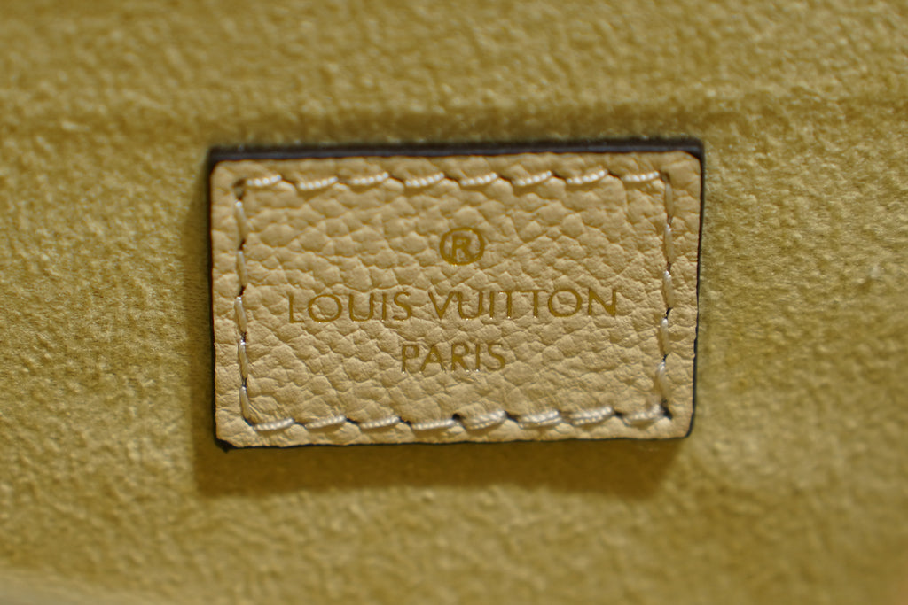 Louis Vuitton | Pochette Metis – Monogram Empreinte – Cream – Gold Hardware