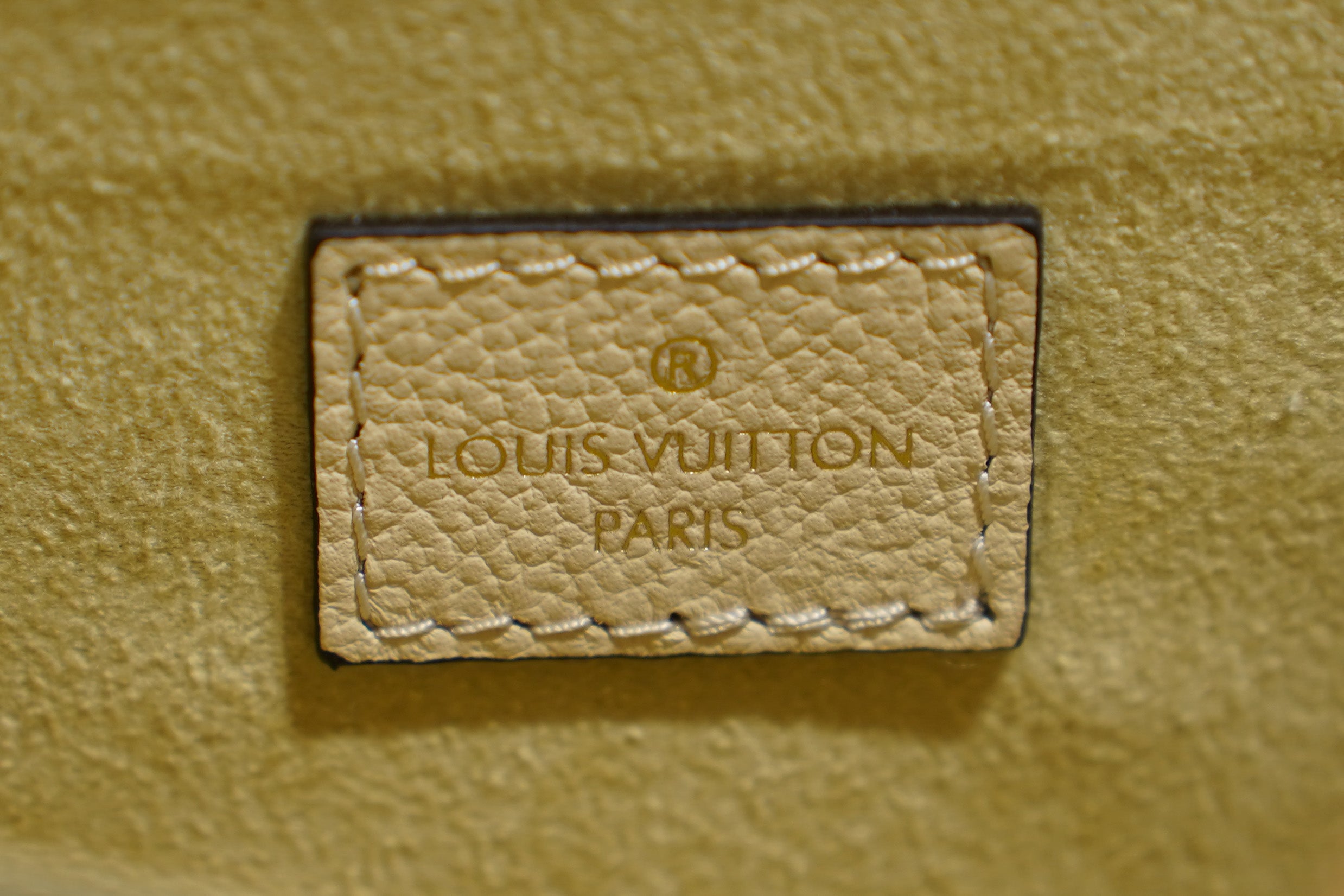Louis Vuitton | Pochette Metis – Monogram Empreinte – Cream – Gold Hardware