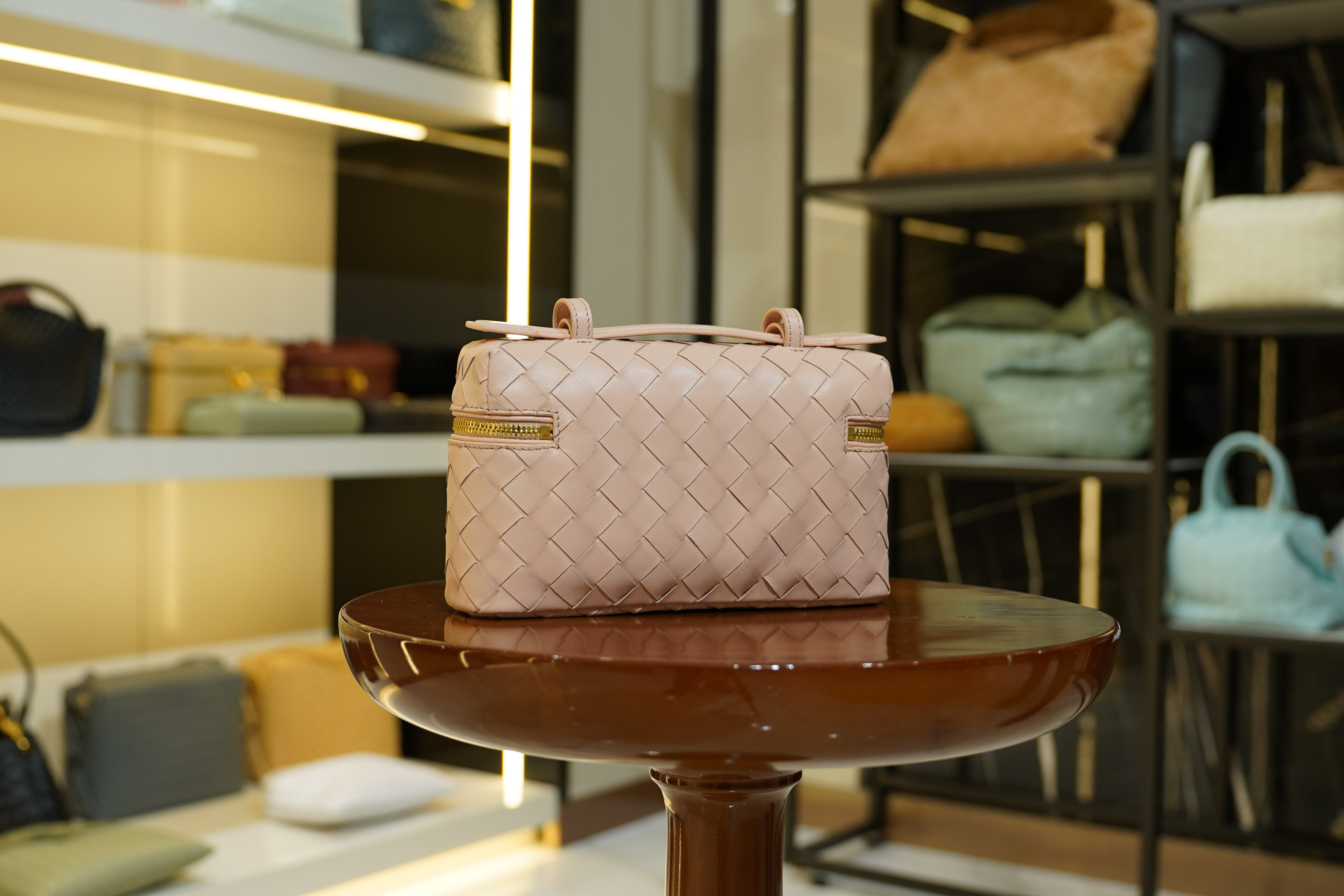 Bottega Veneta | Bang-Bang – Leather – Pink – Gold Hardware