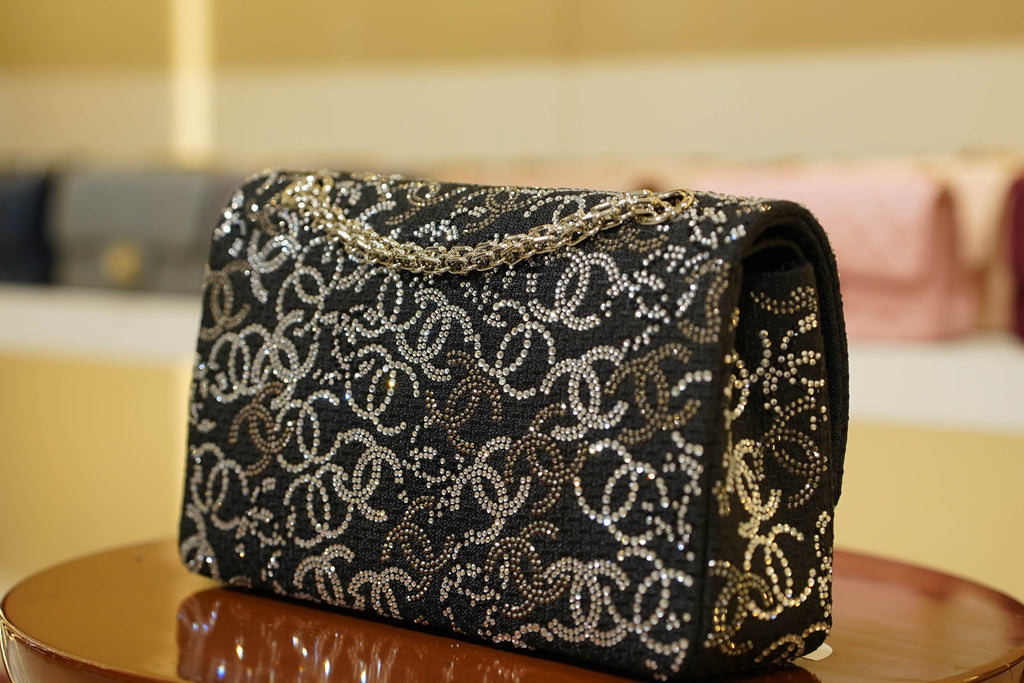 Chanel | Classic Flap Bag – Medium – Fabric – Black – Silver Hardware