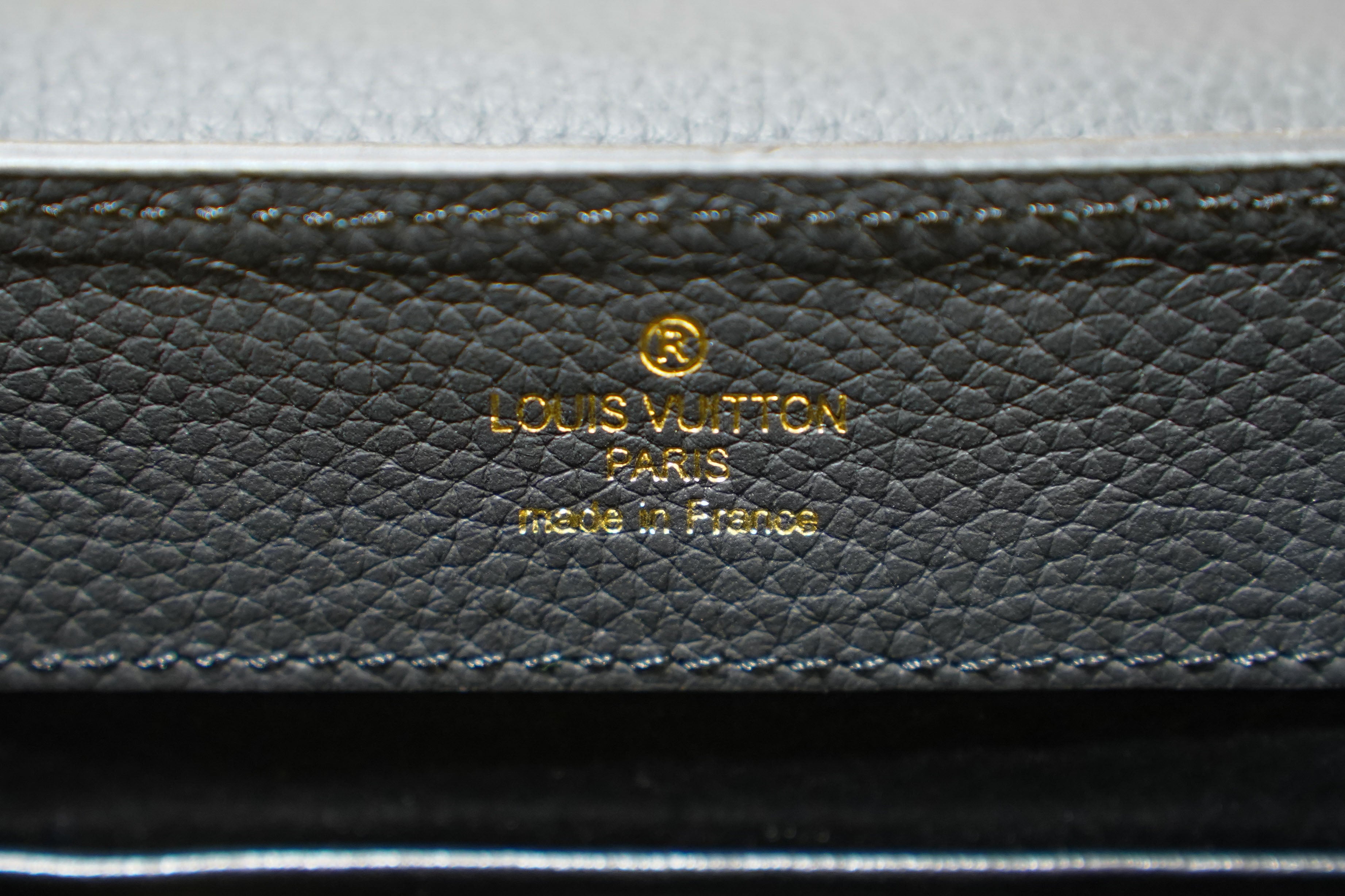 Louis Vuitton | Capucines Medium – Leather – Black – Gold Hardware