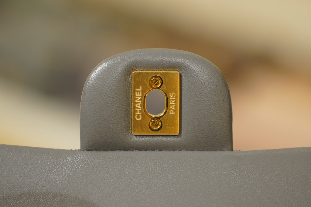 Chanel | Square Mini Flap Bag – Lambskin – Grey – Gold Hardware