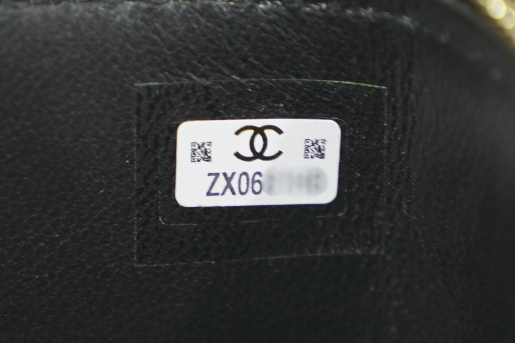 Chanel | Small Vanity – Lambskin – Black – Gold Hardware