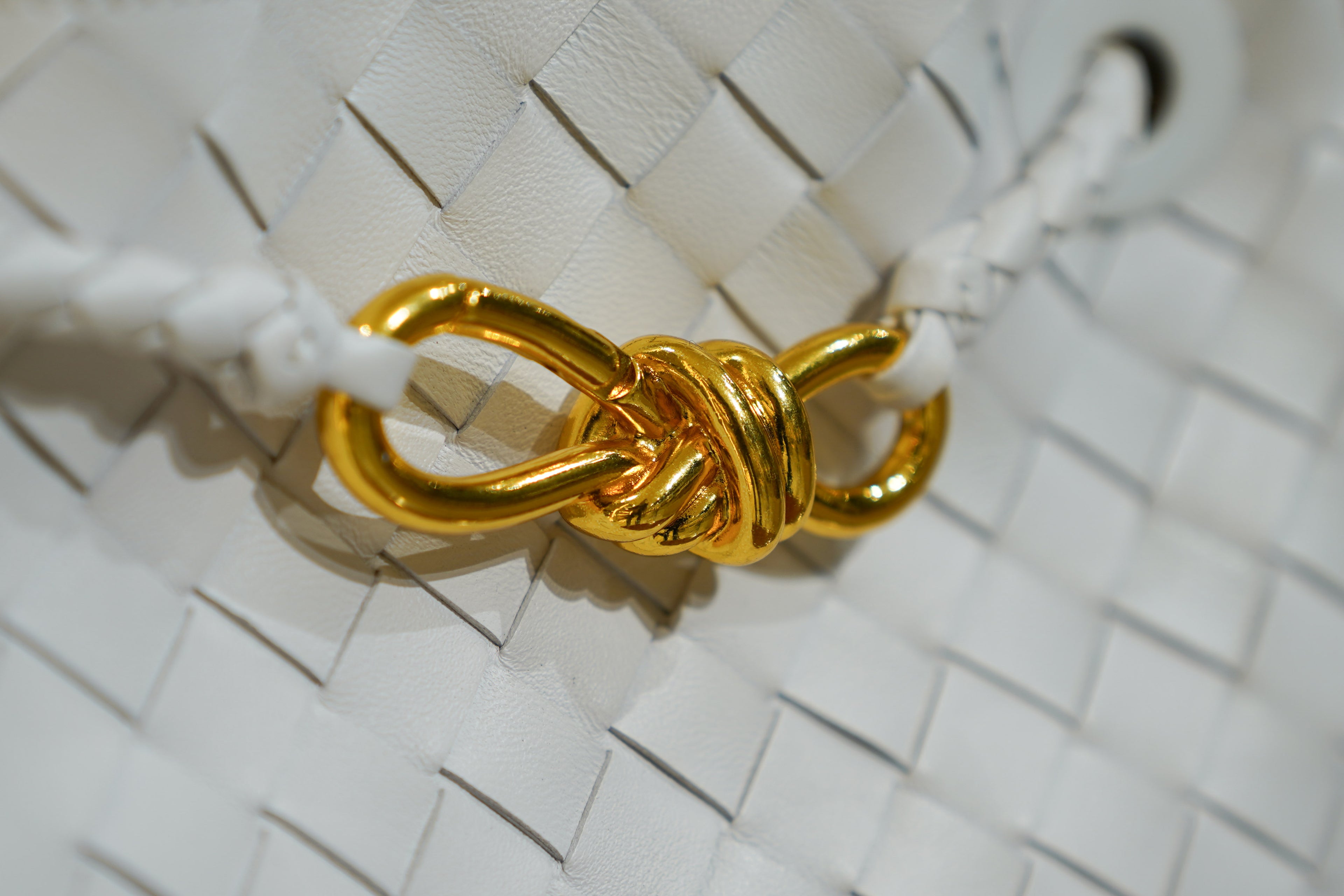 Bottega Veneta | Andiamo – Intrecciato – White – Gold Hardware
