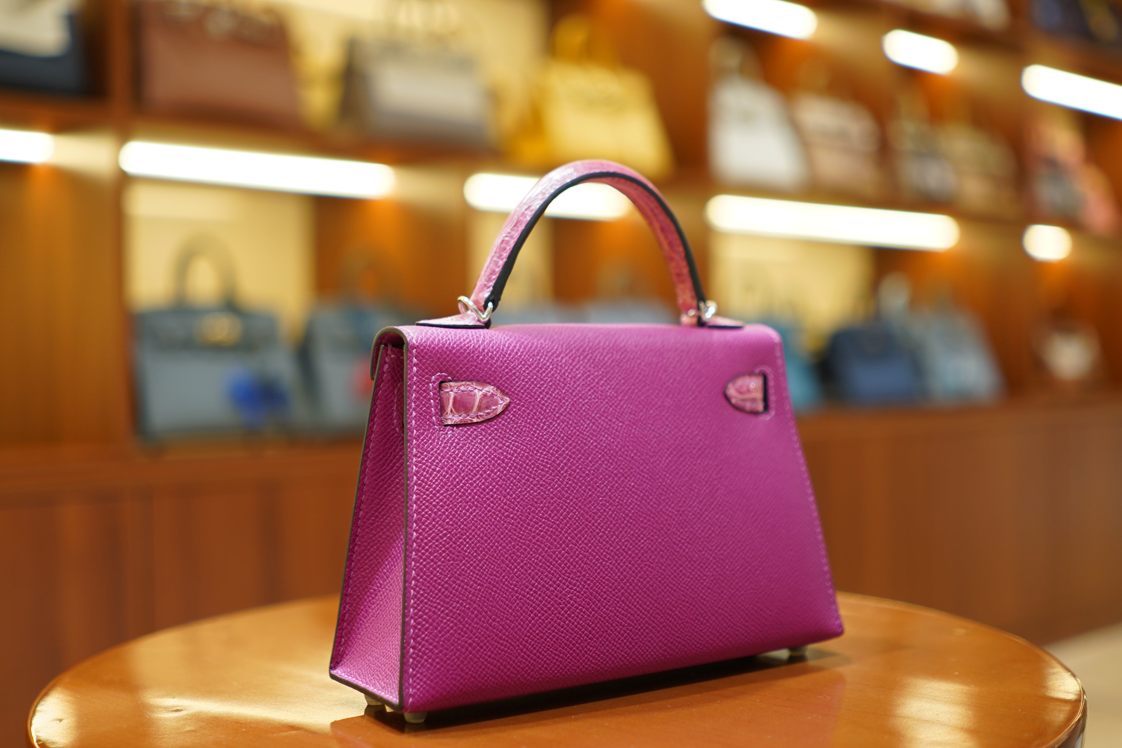 Hermes | Mini Kelly – Epsom Croco Touch – Pink – Palladium Hardware