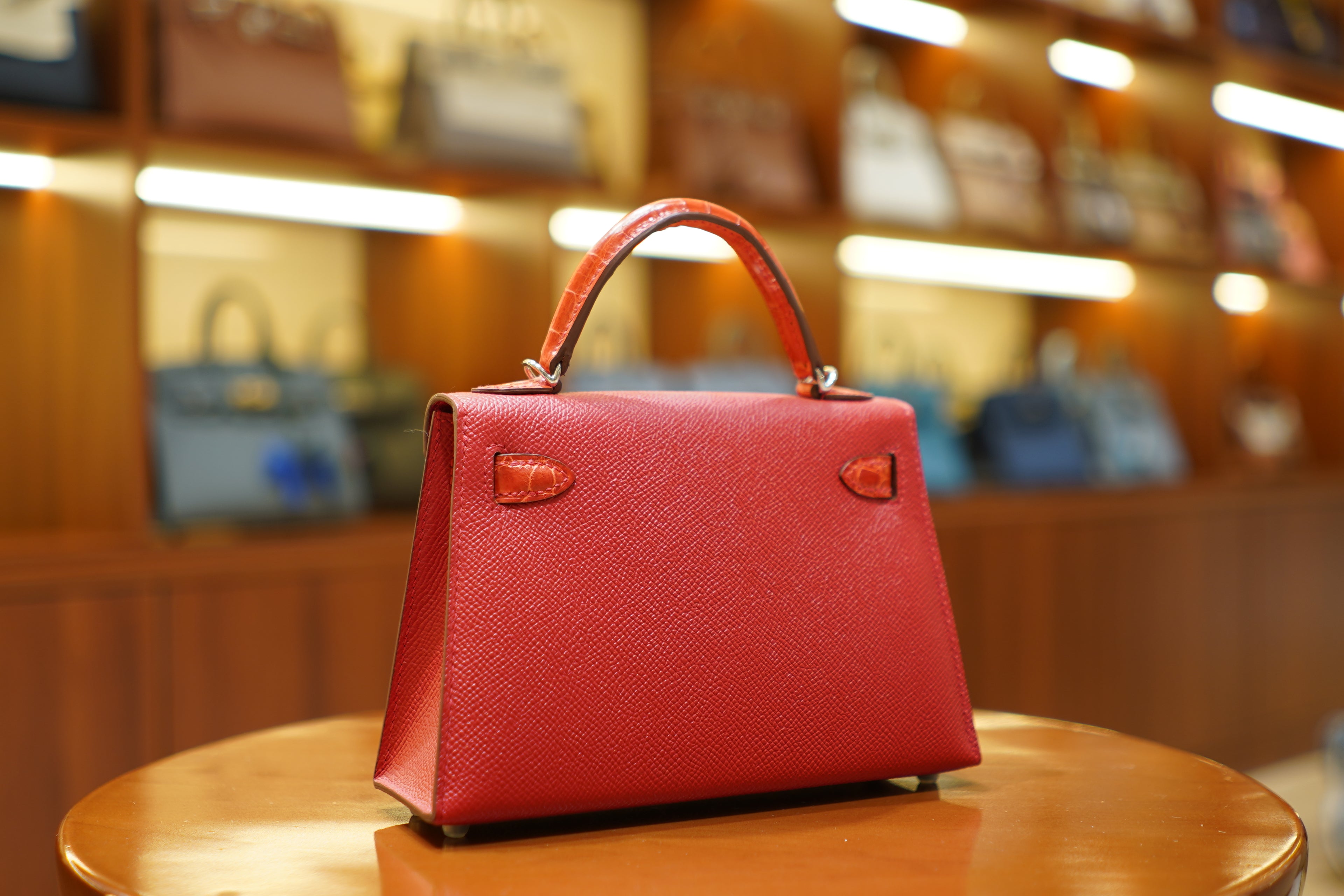 Hermes | Mini Kelly – Epsom Croco Touch – Rouge Casaque – Palladium Hardware