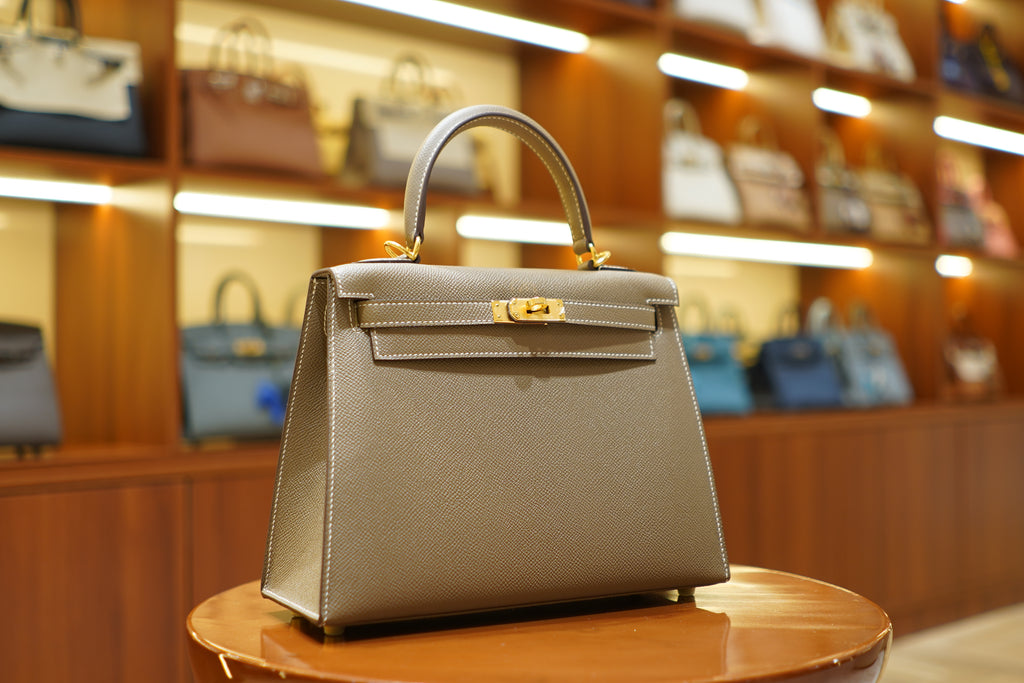 Hermes | Kelly 28 – Togo – Grau – Goldene Hardware