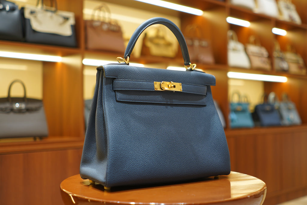Hermes | Kelly 28 – Togo – Blau – Goldene Hardware