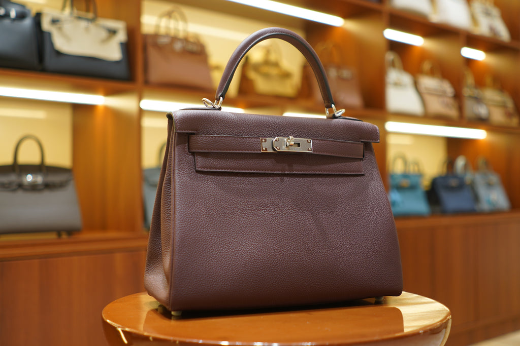 Hermes | Kelly 28 – Togo – Rouge Sellier – Palladium-Beschläge