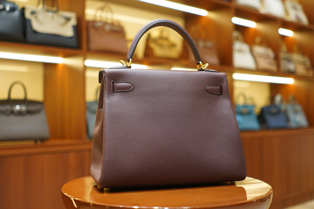 Hermes | Kelly 28 – Retourne – Togo – Cassis – Gold Hardware