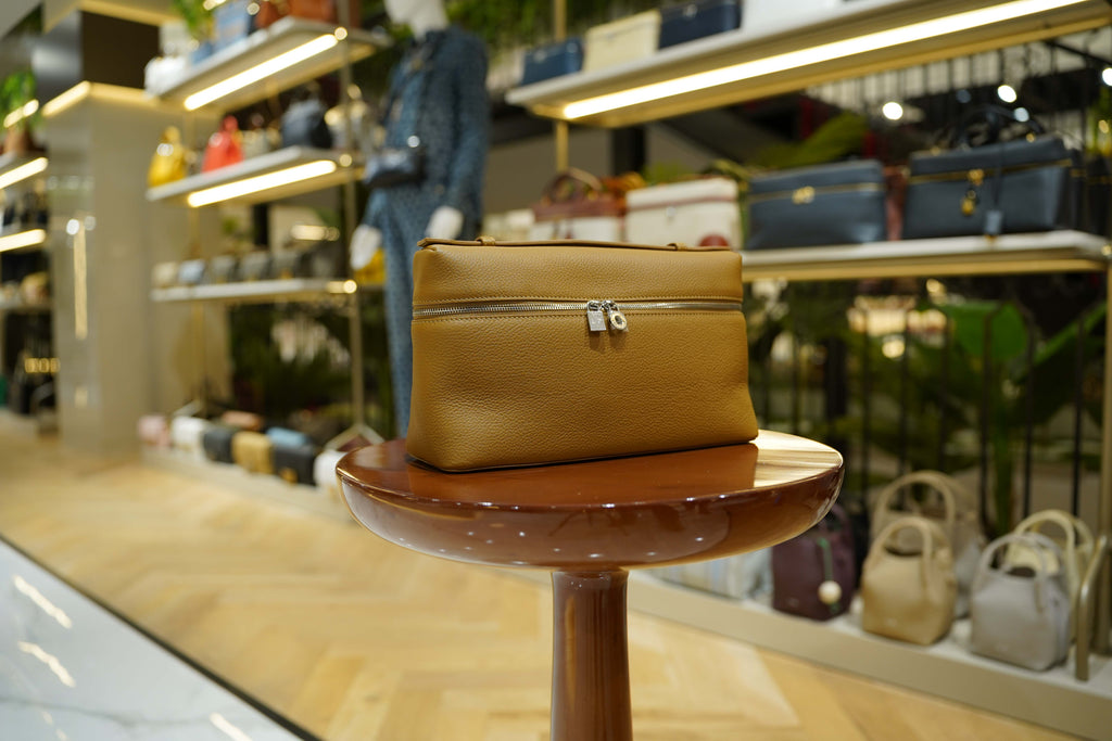 Loro Piana | Extra Bag L27 – Leather – Tan – Silver Hardware