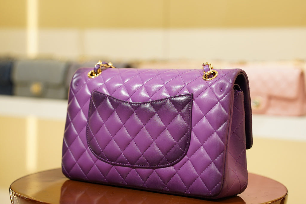Chanel | Classic Flap Bag – Medium – Lambskin – Purple – Gold Hardware