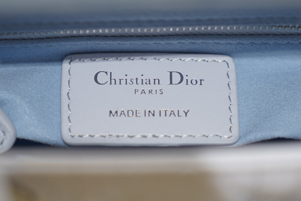 Dior | Lady Dior (Piccola) – Pelle di agnello – Grigio – Finiture in argento
