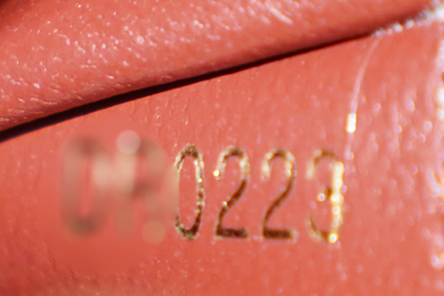 Louis Vuitton | Capucines Medium – Ostrich Leather – Red – Gold Hardware