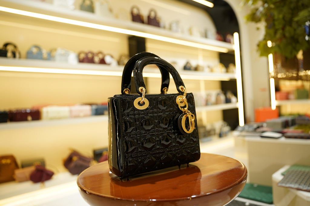 Dior | Lady Dior – Patent Leather – Black – Gold Hardware