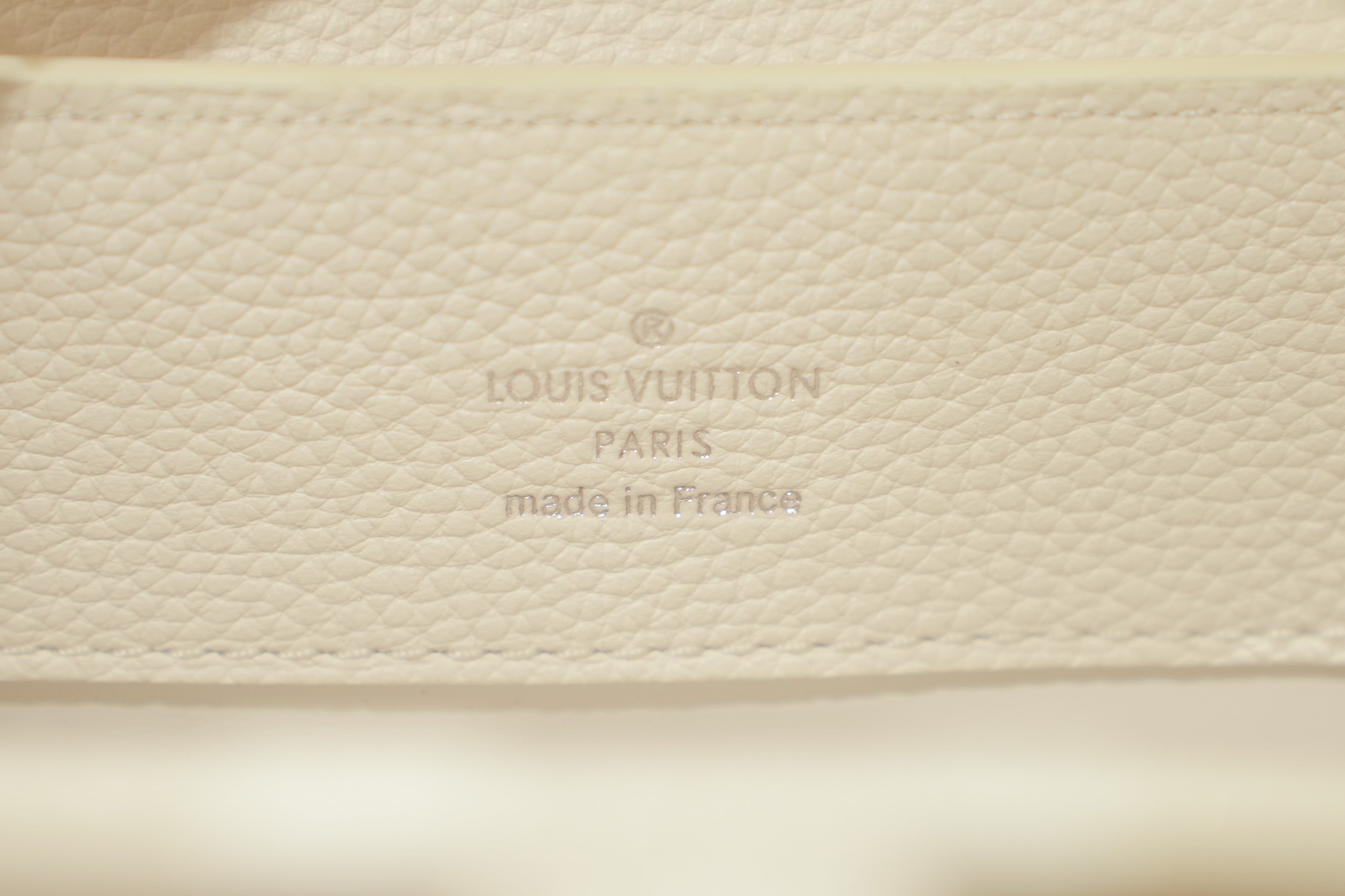Louis Vuitton | Capucines – Leather – White – Silver Hardware
