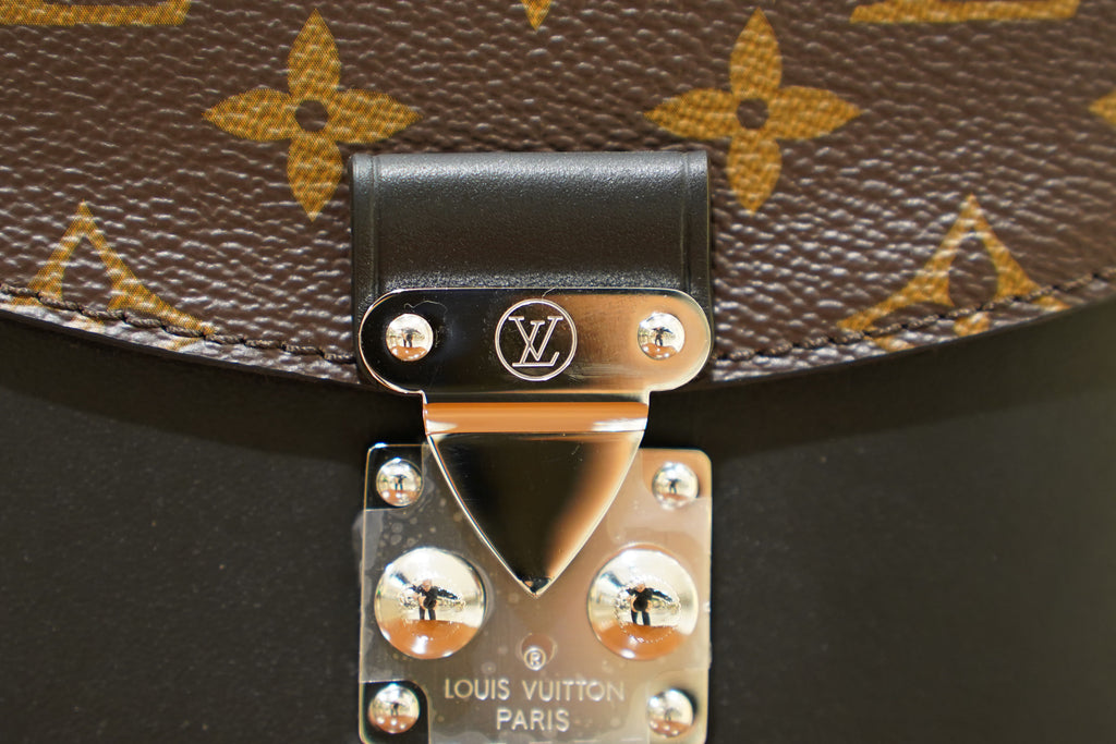 Louis Vuitton | Petite Malle – Canvas – Monogram – Silver Hardware