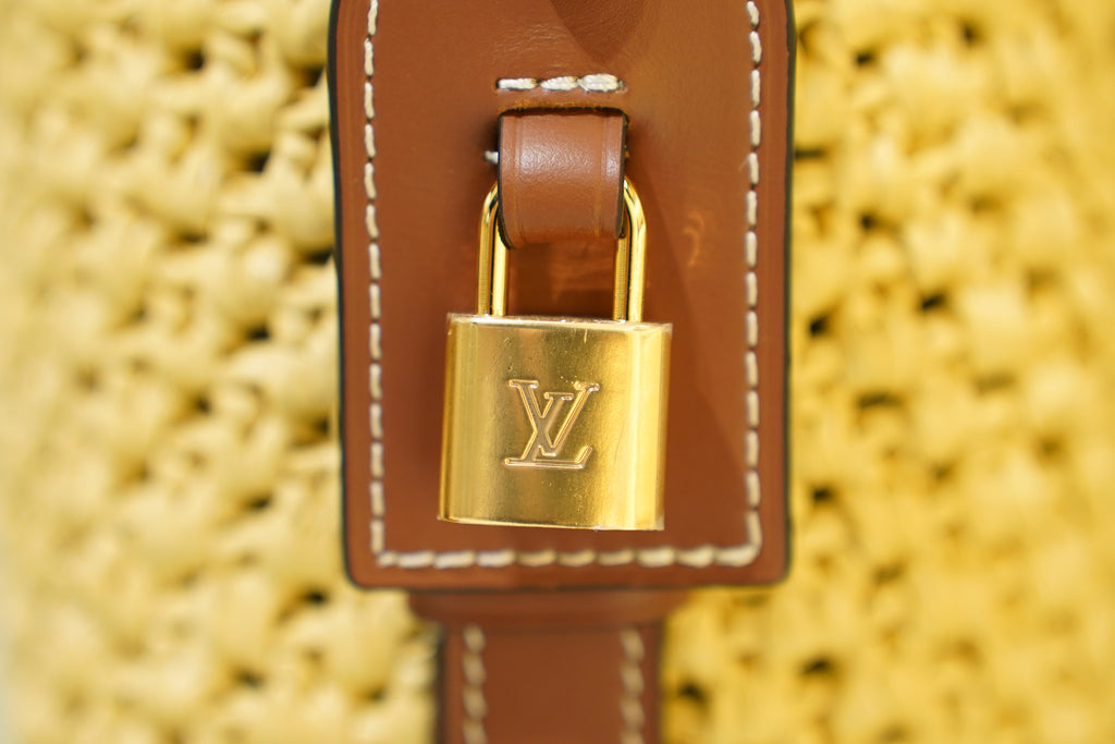 Louis Vuitton | Neverfull – Canvas – Natural – Gold Hardware
