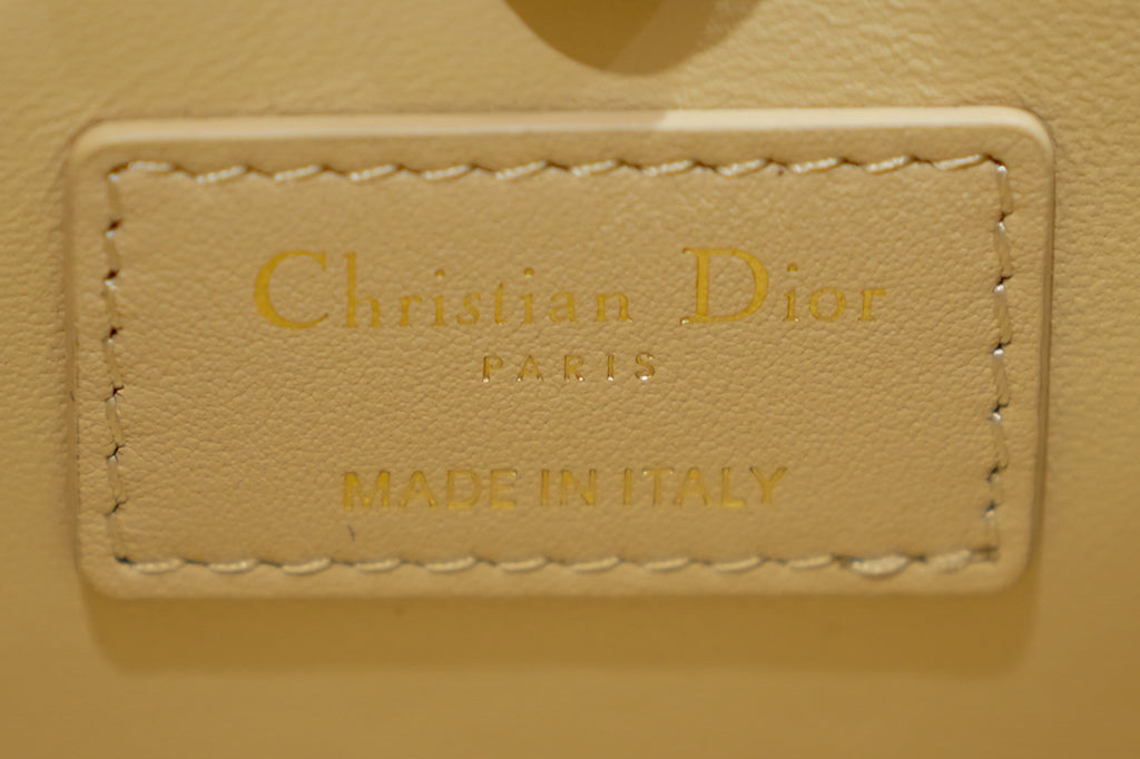 Dior | Dior 30 Montaigne – Leather – Beige – Gold Hardware