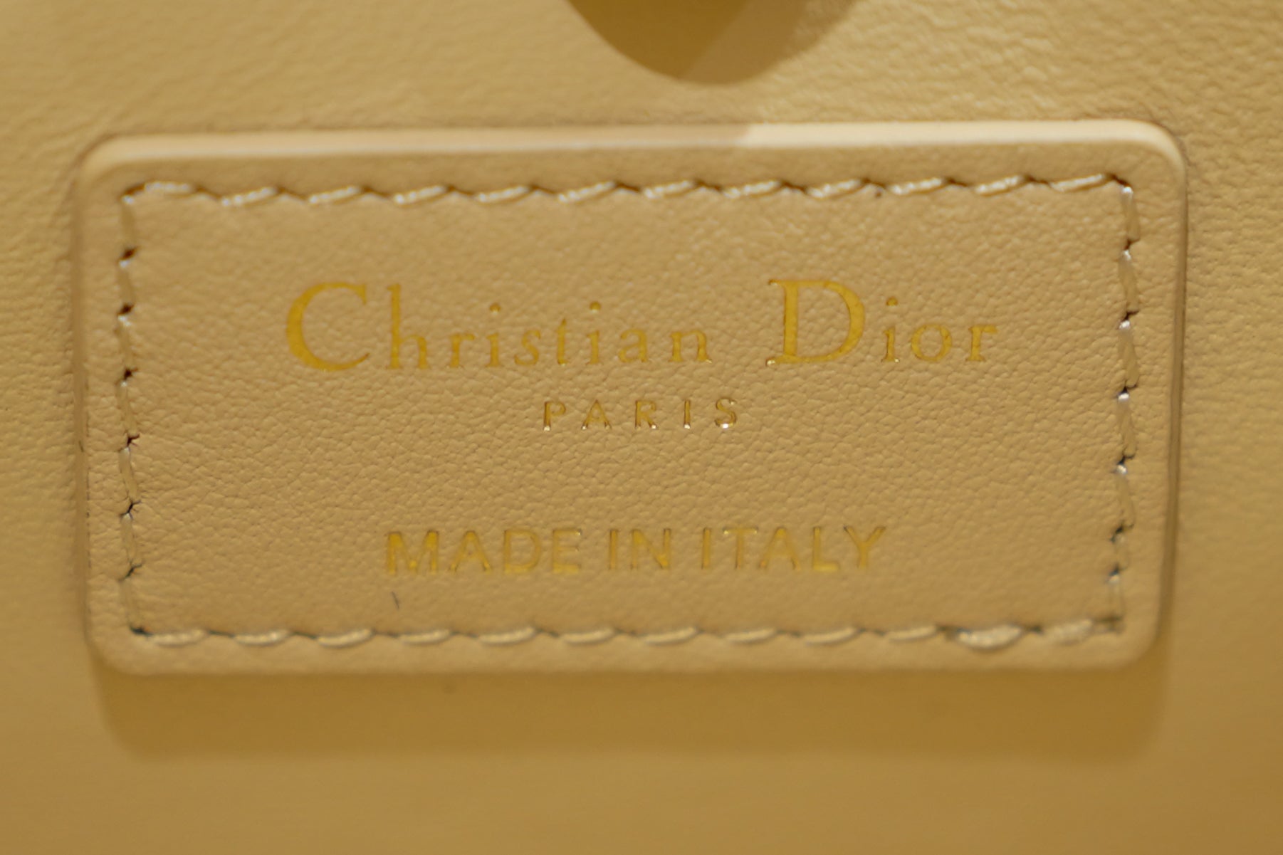 Dior | Dior 30 Montaigne – Leather – Beige – Gold Hardware