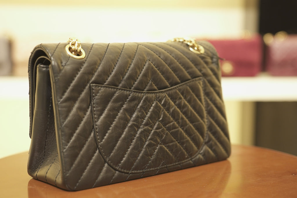 Chanel | Reissue 2.55 – Lambskin – Black – Gold Hardware