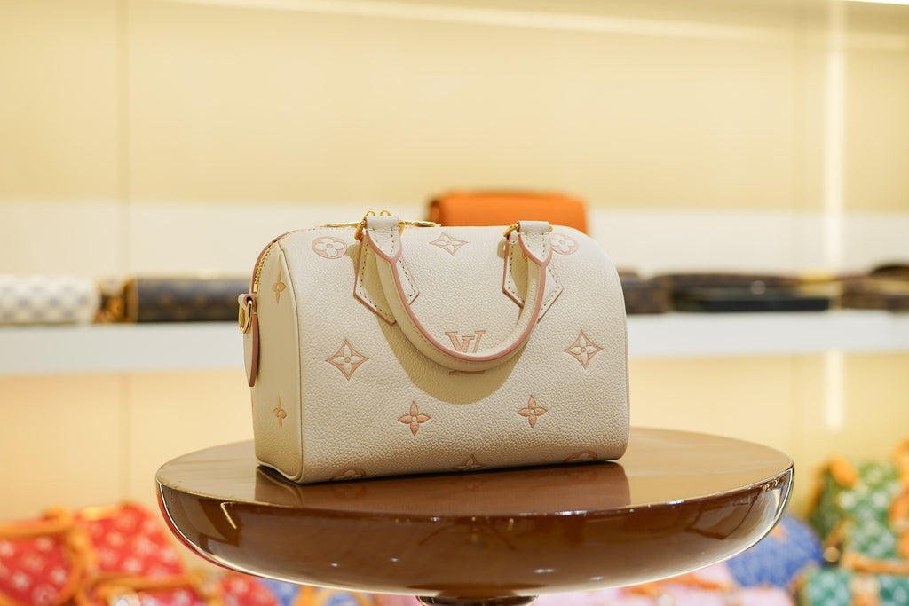 Louis Vuitton | Alma – Epi Leather – Cream – Gold Hardware