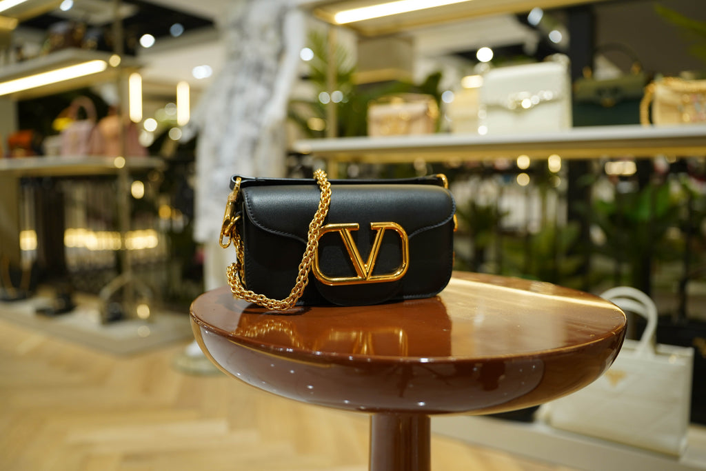 Valentino | Loco – Leather – Black – Gold Hardware