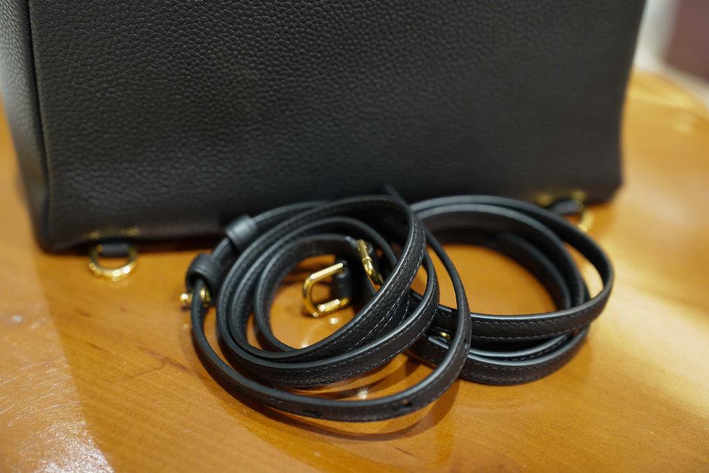 Loro Piana | Extra-Pocket-Backpack-L23.5 – Leather – Black – Gold Hardware