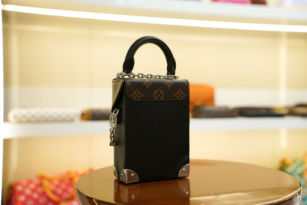 Louis Vuitton | Petite Malle – Canvas – Monogram – Silver Hardware