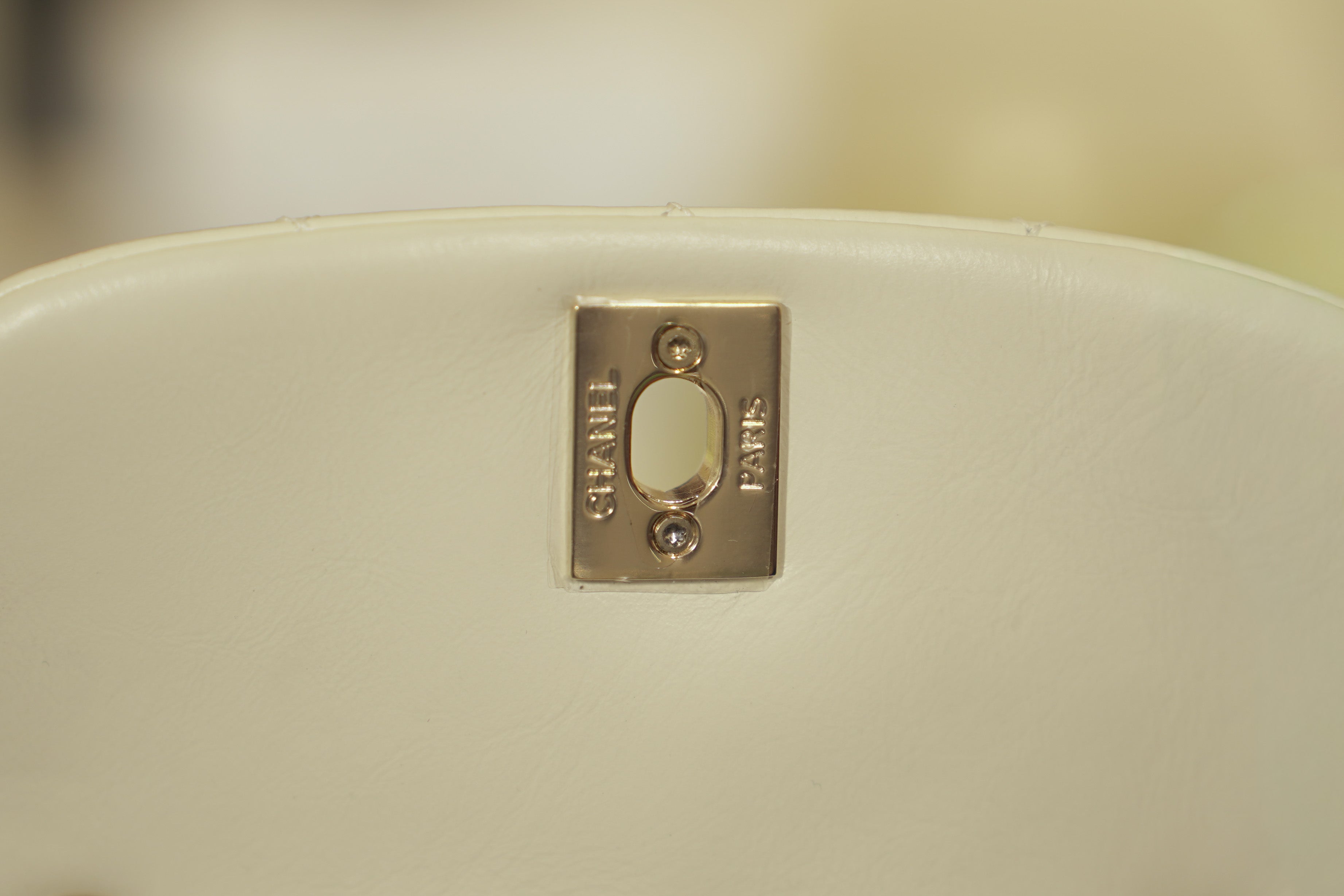 Chanel | Duma Bag – Leather – White – Gold Hardware