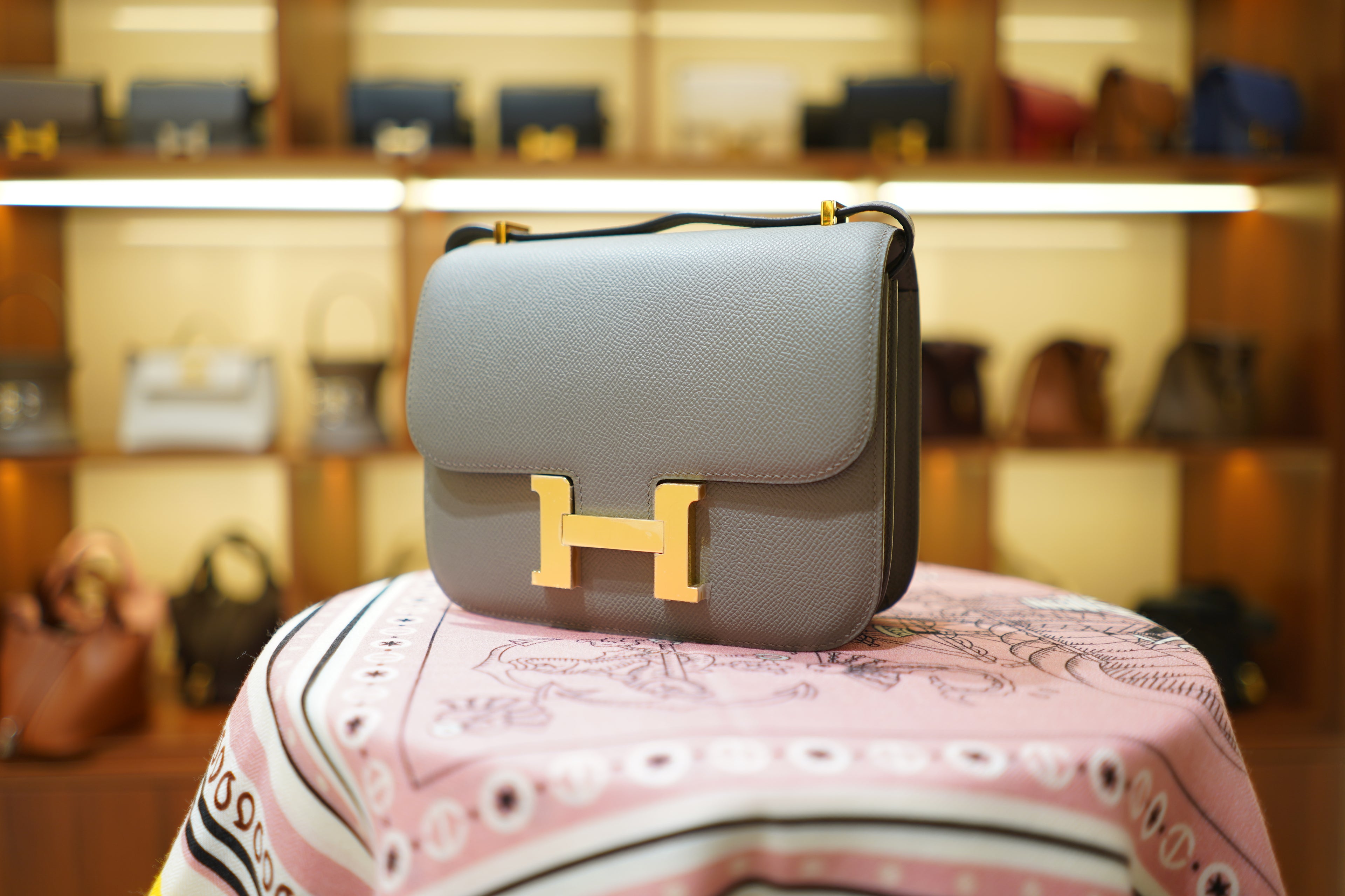 Hermes | Constance 18 – Epsom – Grey – Gold Hardware