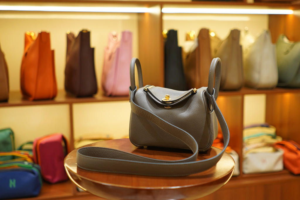 Hermes | Lindy – Togo – Grey – Gold Hardware