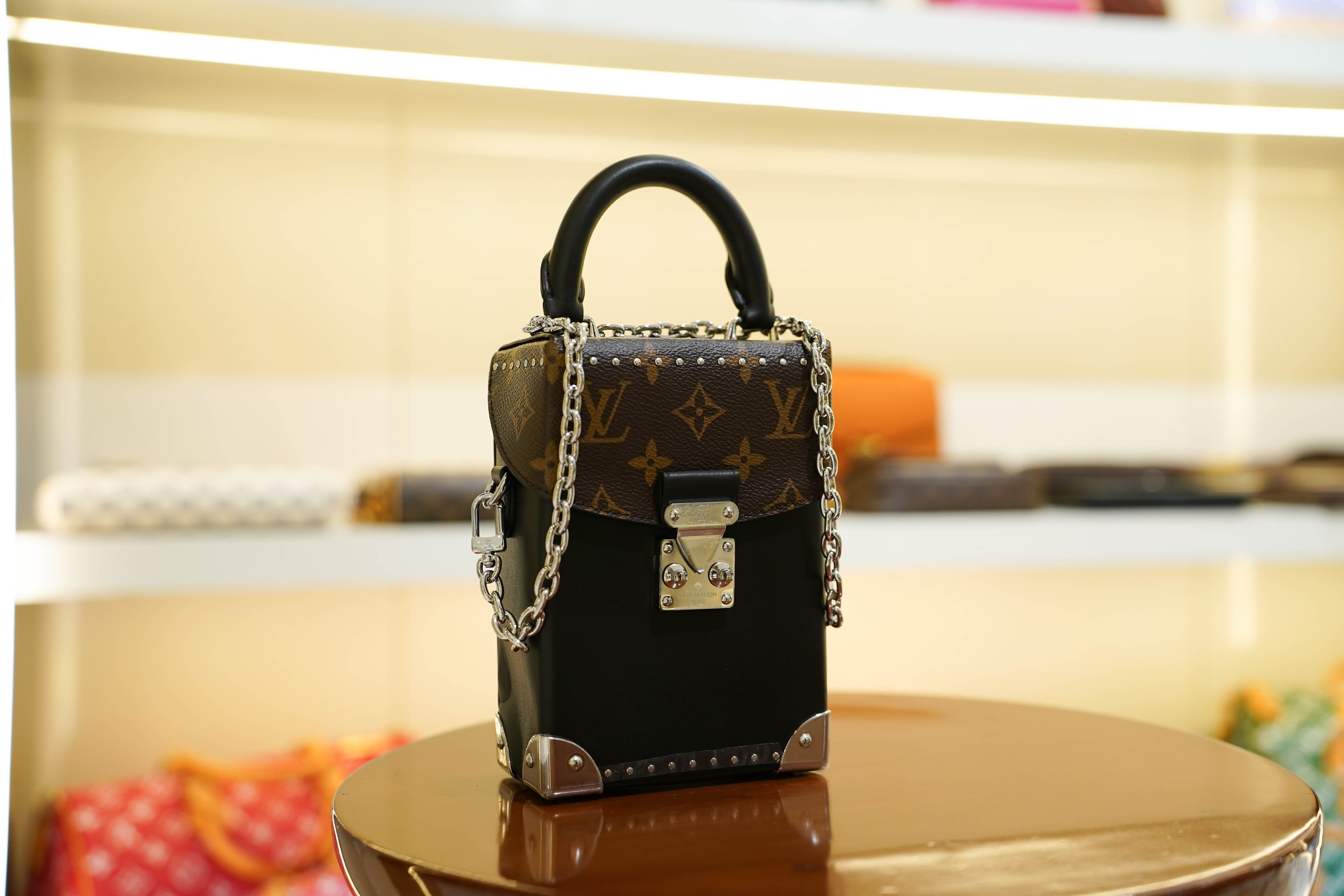 Louis Vuitton | Petite Malle – Canvas – Monogram – Silver Hardware