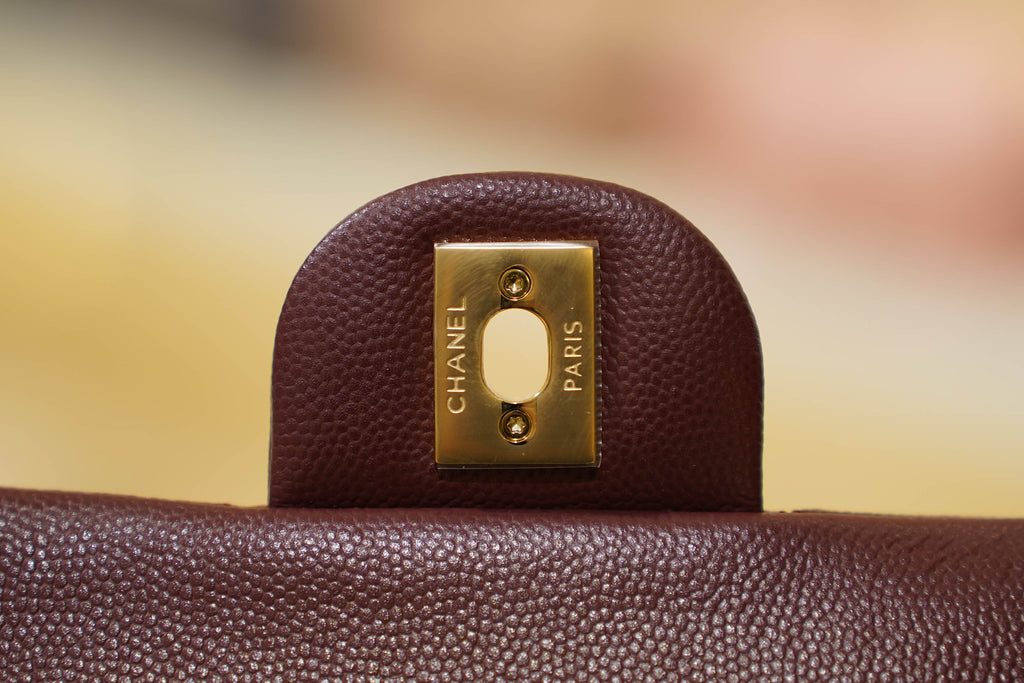 Chanel | Classic Flap Bag – Medium – Lambskin – Burgundy – Gold Hardware