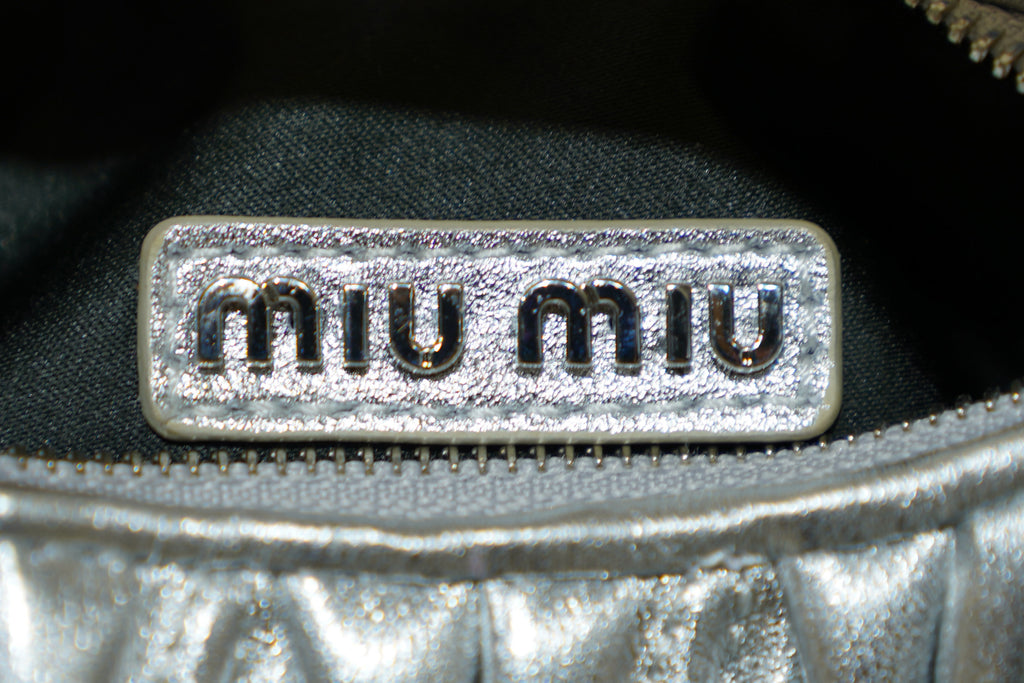 Miu Miu | Wander-Matelasse (Small) – Nappa Leather – Silver – Silver Hardware