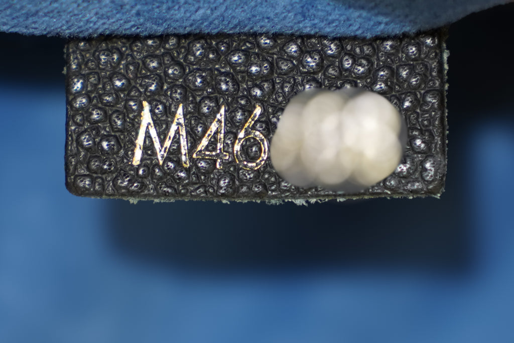 Louis Vuitton | Capucines – Leather – Black – Gold Hardware