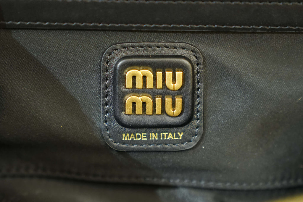 Miu Miu | Beau – Patent Leather – Black – Gold Hardware